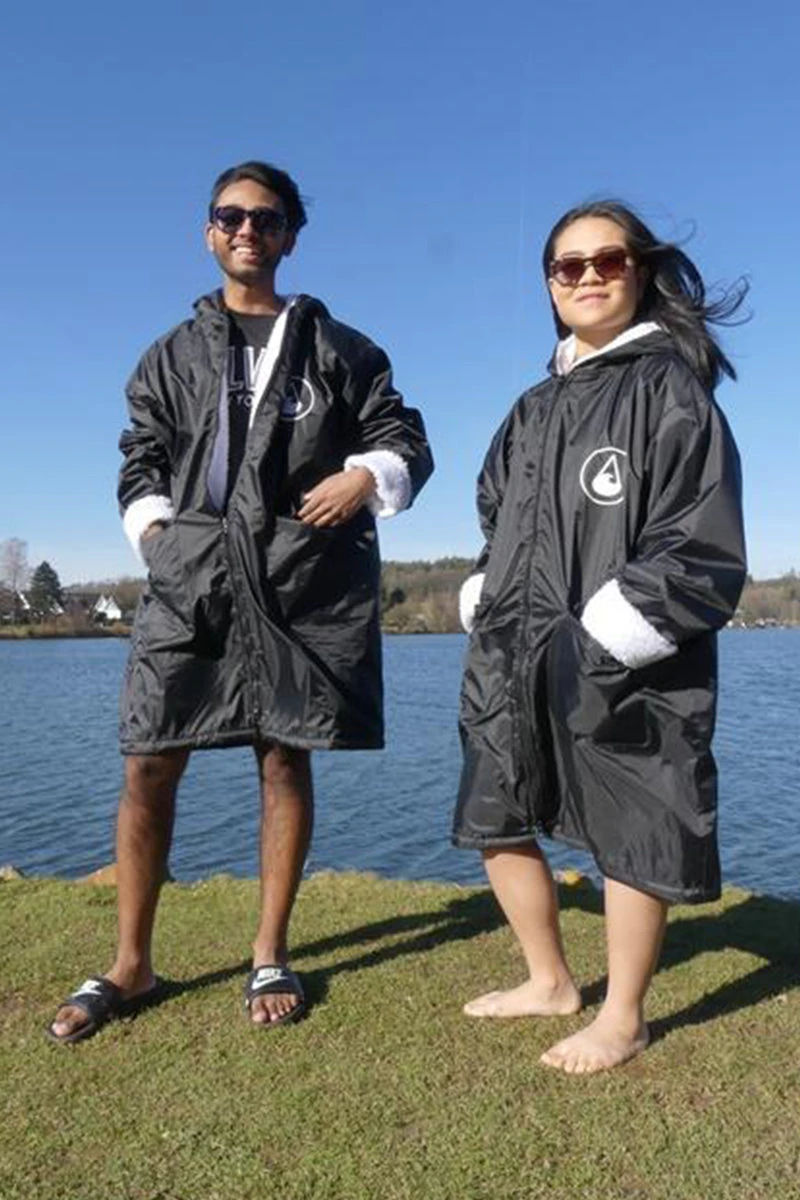 Wave Hawaii - Biso Sherpah Storm Poncho - Image 10