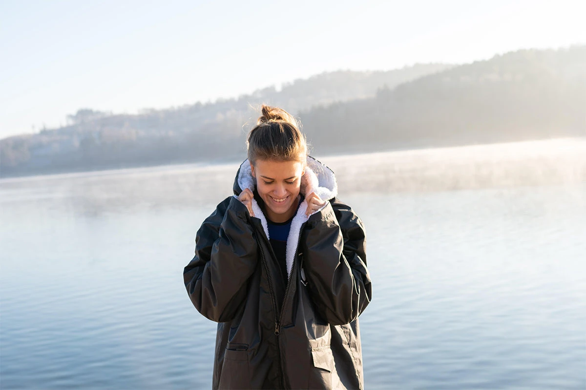 Wave Hawaii - Biso Sherpah Storm Poncho - Image 14