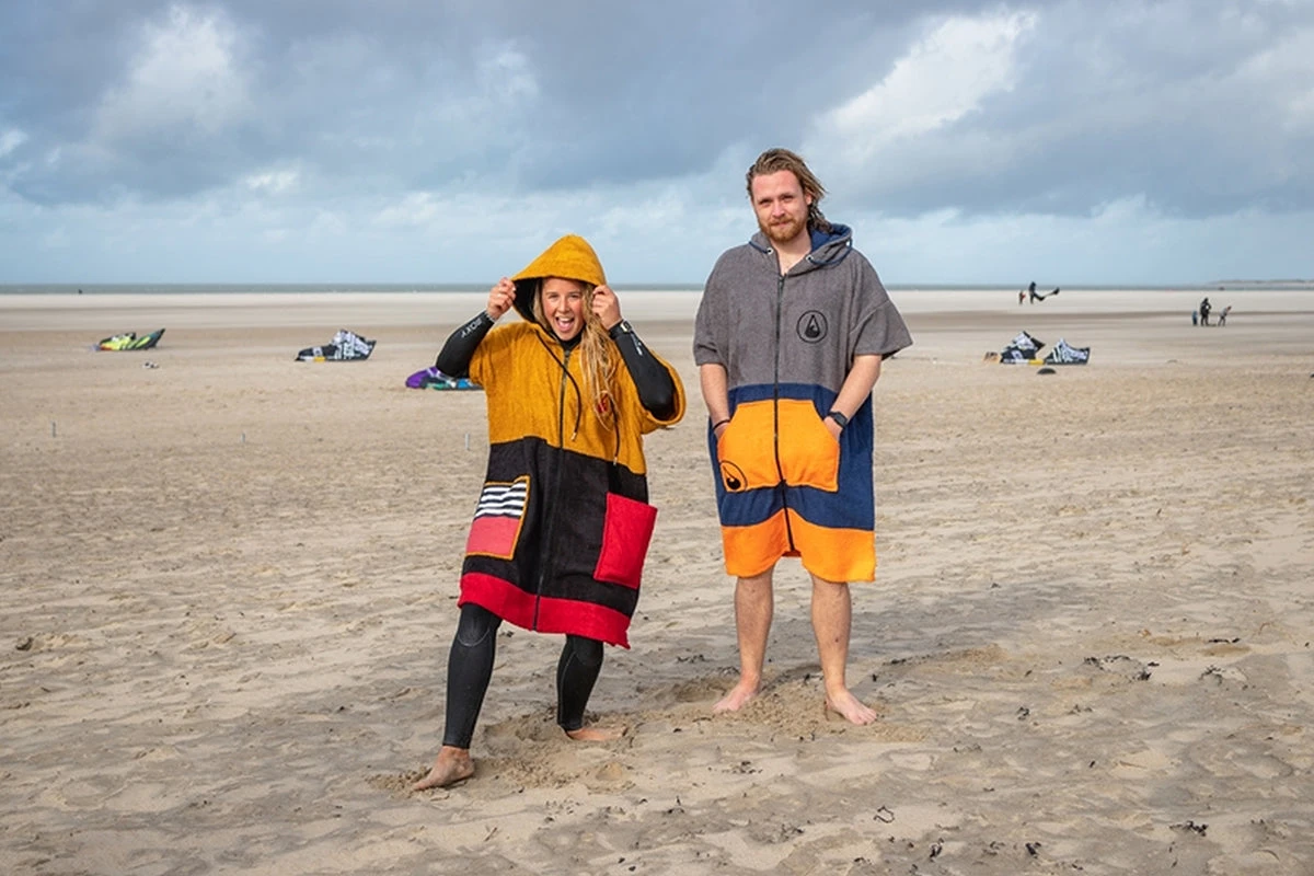 Wave Hawaii - Dusty Zip Poncho - Image 18