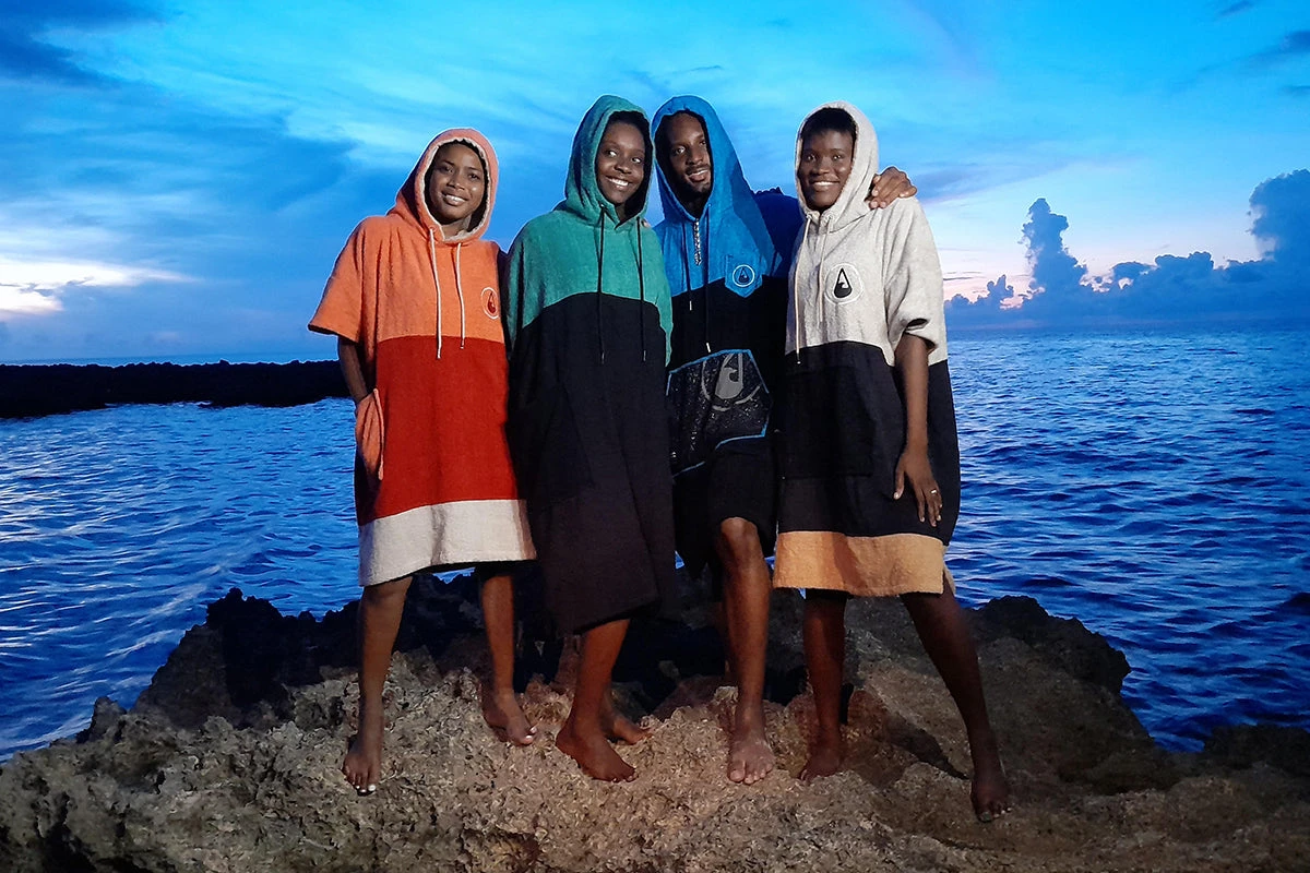 Wave Hawaii - Move Poncho - Image 12